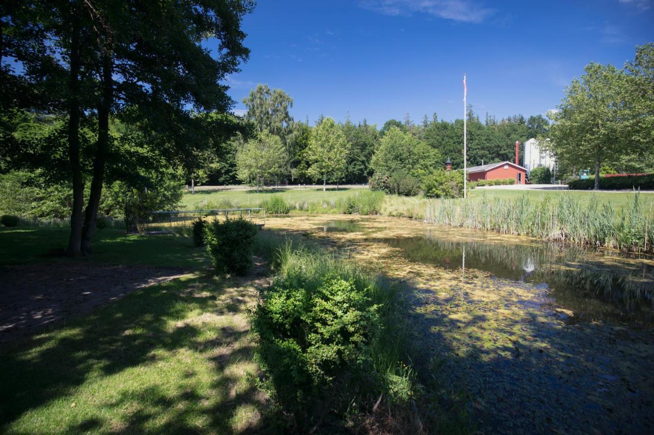 Fjelsted Skov Hotel & Konference Ejby  Екстер'єр фото